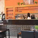 Baanpin Hotel & Cafe