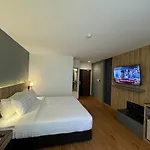 Icheck Inn Sukhumvit 19