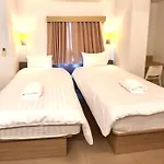 Prom Ratchada Hotel