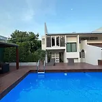 Airy Ville