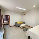 Yaksa Private