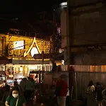 Hidden Gems In China Town, 2Br