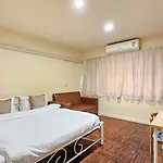 W District Guesthouse