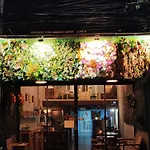 Phobphan Hostel