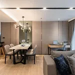 Destiny63 Ekamai Apartment