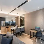 Destiny63 Ekamai Apartment