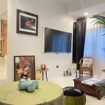 Yolo Bangkok Boutique Hotel