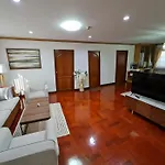 Service Apartment Thong Lo Ekkamai Prompong