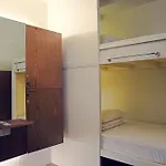 Suneta Hostel Khaosan