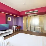 Veronica Residence