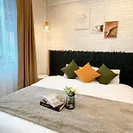 Entire Floor,Decorated Cozy Home,Near Grand Palace