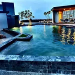 Fully Furnished, City View, Pool, Gym, Wifi