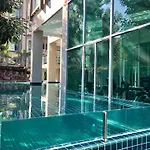 The Lux Ladprao 10