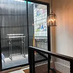 Entire Guest House Family Friendly Duplex In The City