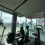 S42 Sukhumvit Wyndham Garden Ekkamai Swimming Gym
