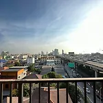 Family 2Bedrooms 2Br W/Pool/Gym/Wi-Fi @Sathorn