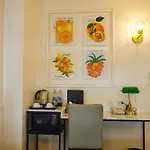 Rose Apple Hotel