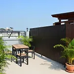 Adamaz House