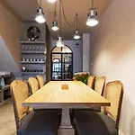 Beautiful 3 Bedroom Baroque House Near Asoke Bts