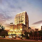 15 Sukhumvit Residences