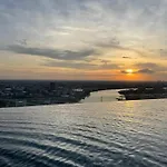 River View New Condo Fast Internet Near Mrt