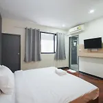 Go Inn Silom Bts St Louis V โกอินน์ สีลม 2