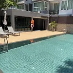 Arize Hotel Sukhumvit