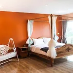 Phaphoom Boutique Residence