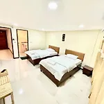 Baan At Khaosan Hostel