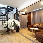 Luxury Container House In Bangkok