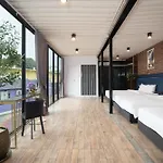 Luxury Container House In Bangkok