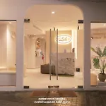 The Residence On Thonglor By Uhg