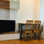 Cozy Poolside Room In Prime Location In On Nut Area