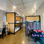 Hostel Lemon Siam Petchaburi Road