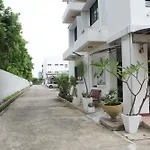 ลาดกระบัง ใกล้สนามบิน แบบอบอุ่นส่วนตัว