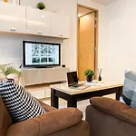 Extravagant Apt 65 Sqm 1Br - Ultra Fast Wifi - Silom