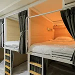 Reezq Hostel