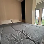 W8 Low Rise Lux Condo, 3 Bedroom Penthouse, Hip Central Bkk 5 Min From Thonglo Bts Station, All Ok After The Earthquake