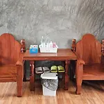 Nipatra Homestay