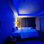 New Ekamai Thonglor Luxury Home Near 711, Bts, Mall