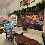 Twenty Two Place Sukhumvit 22
