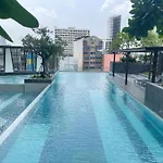 Thonglor Luxury Sleek Condo In Bangkok