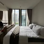 King Bed Studio