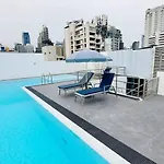 Sha2Bedrooms Ensuite3Baths Bangkok Downtown Mrt