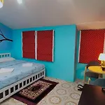 Ruen Thip Homestay