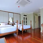 Hiranyakul House