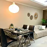 Bangrakhomey - Cozy Private Apartment In State Tower Bangkok