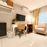 Ab House