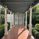 Baan Debtida