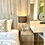 Cozy & Bright Apartment - Asoke